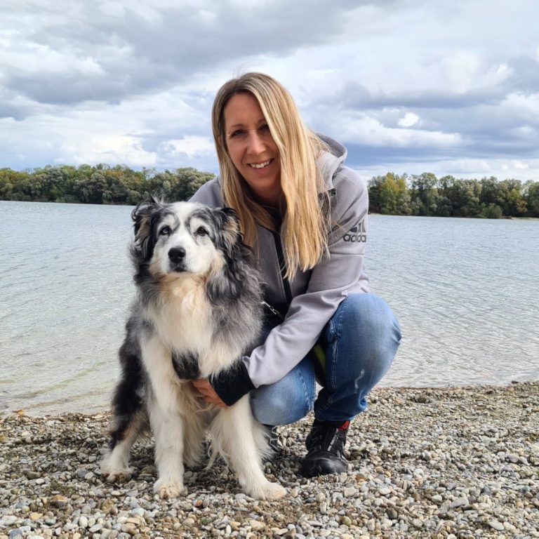 Sandra Gregortschek - Zertifizierte Ernährungsberaterin für Hunde und Katzen Sandra Gregortschek - Zertifizierte Ernährungsberaterin für Hunde und Katzen